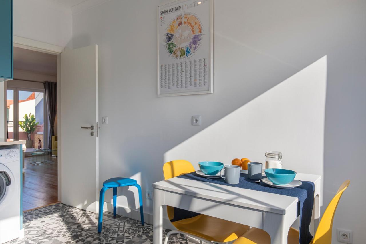 Lovelystay - Sunny 1Bdr Apartment W/Terrace Lisbon Luaran gambar